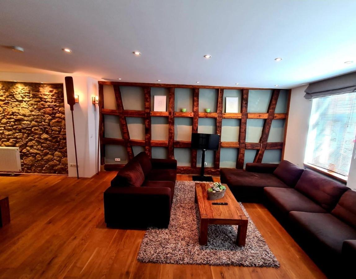 Designer Unterkunft In 15. Jahrhundert Altbau 75 M² Fuer Max. 4 Personen Apartment Eltville am Rhein Exterior photo
